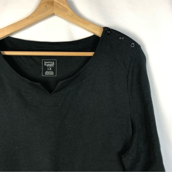 Hasting & Smith Black Button Shoulder 3/4 Long Sleeve Top 1X - Picture 3 of 3